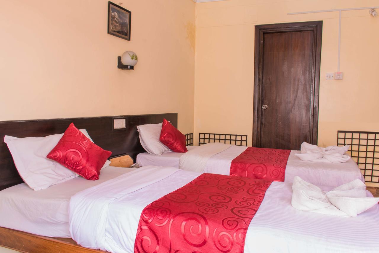 Hotel Meera Pokhara Exterior foto